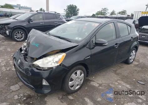 2013 Toyota Prius C Two из США, поврежденный, VIN JTDKDTB3XD1545063